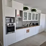 Big 21 Old Town Lux Apartment, Self Check-in 24h, Free Parking شقة