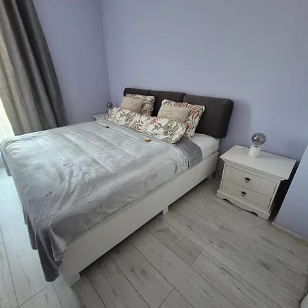 Apartment Big 21 Old Town Lux Apartment, Self Check-in 24h, Free Parking Poznan