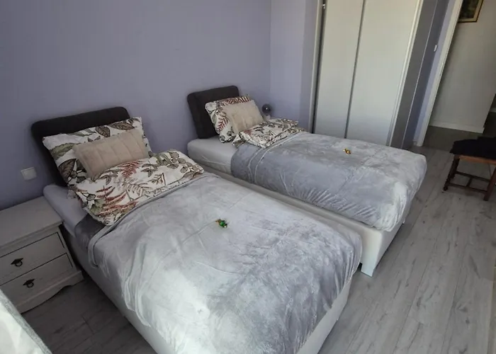 Big 21 Old Town Lux Apartment, Self Check-in 24h, Free Parking * بوزنان