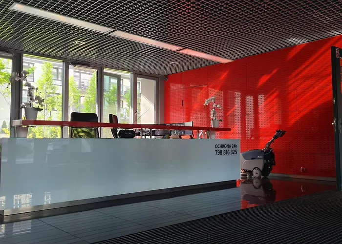 Big 21 Old Town Lux Apartment, Self Check-in 24h, Free Parking * بوزنان